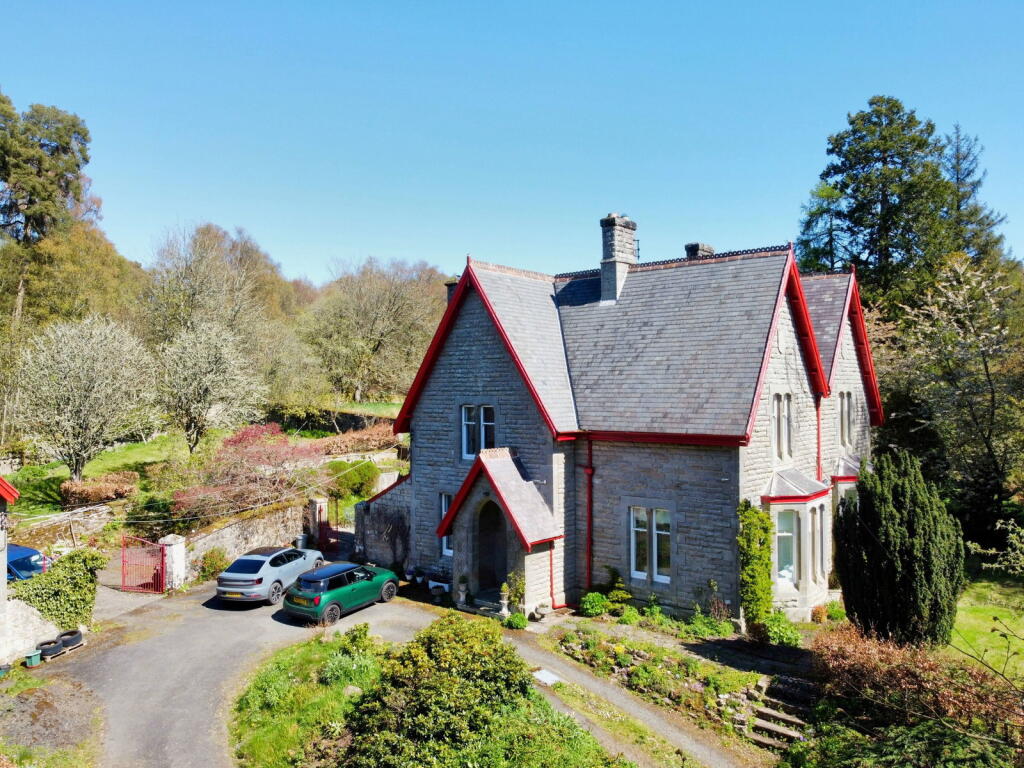 Main image of property: Horsley House, Rochester