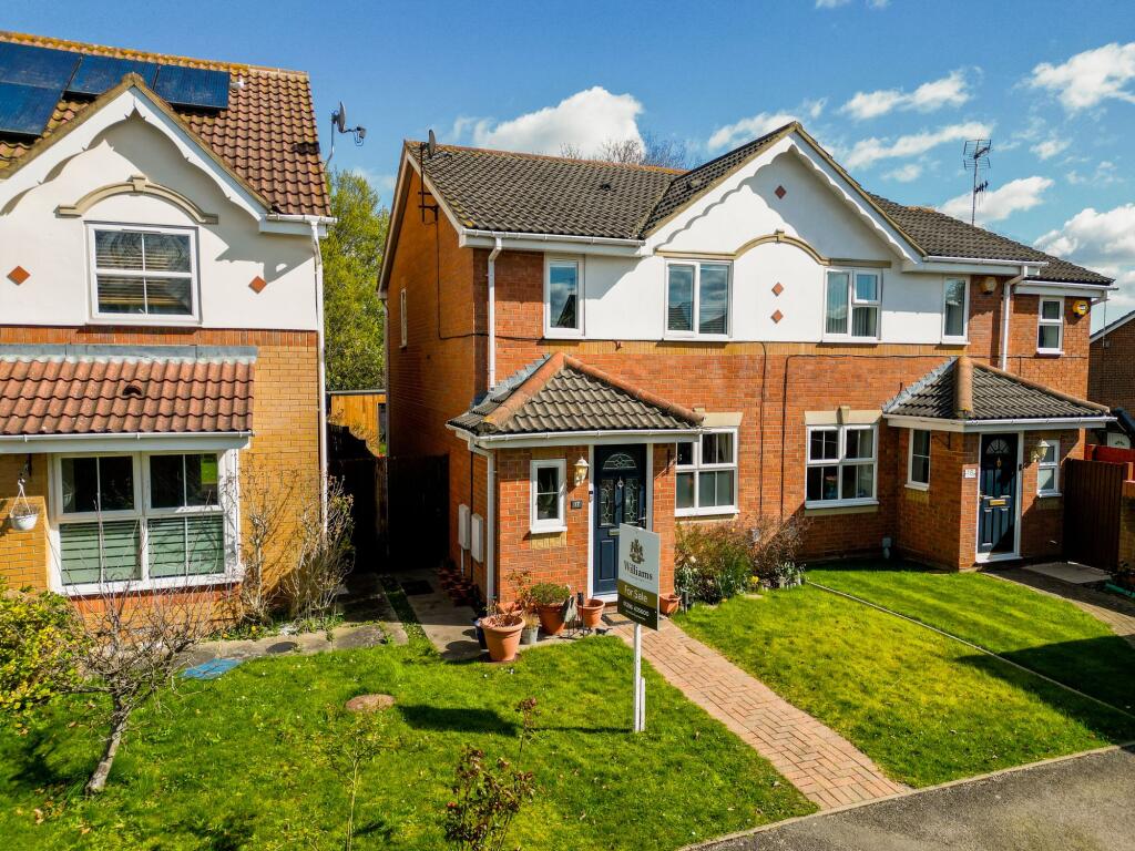 Main image of property: Phipps Close, Aylesbury, HP20
