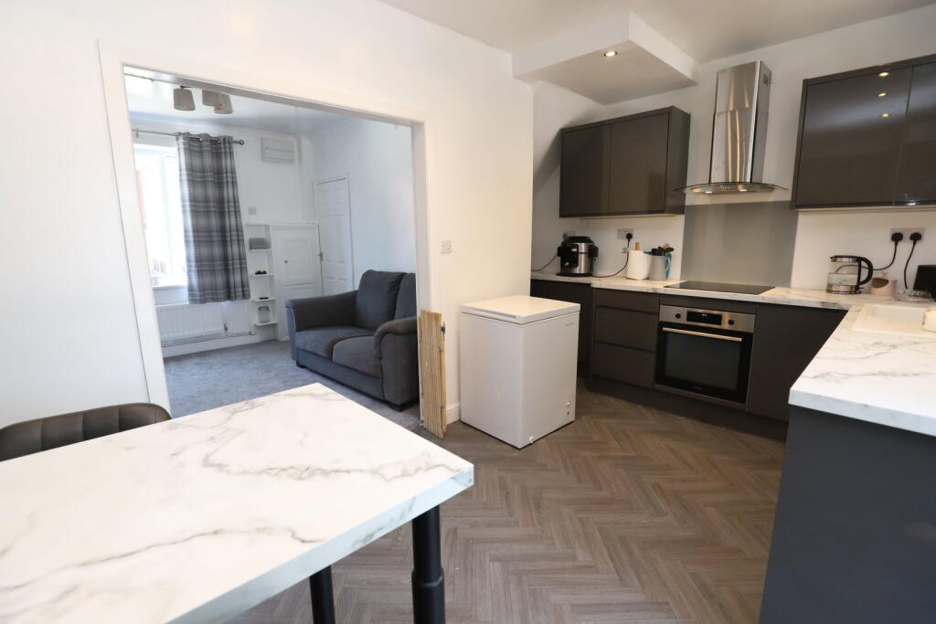 House in Bury, Greater Manchester - View 4