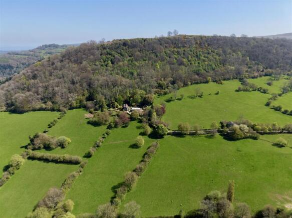 dji_fly_20260423_122038_0462_1776959548745_photo.J