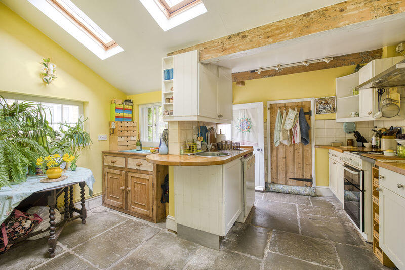 Additional image 2 of Pretty period property in a central location 