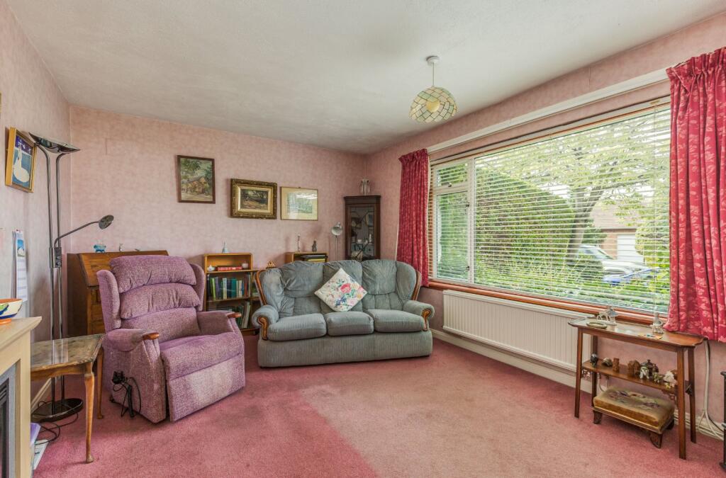 House in Edinburgh, Cramond - More