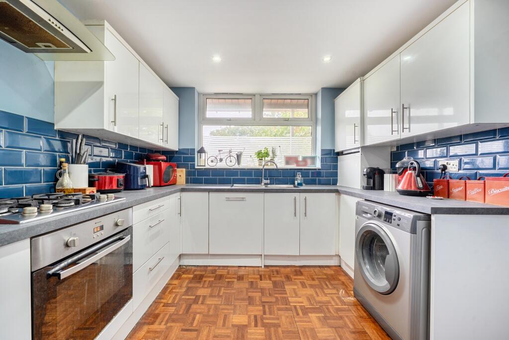 Apartment in London - View 4