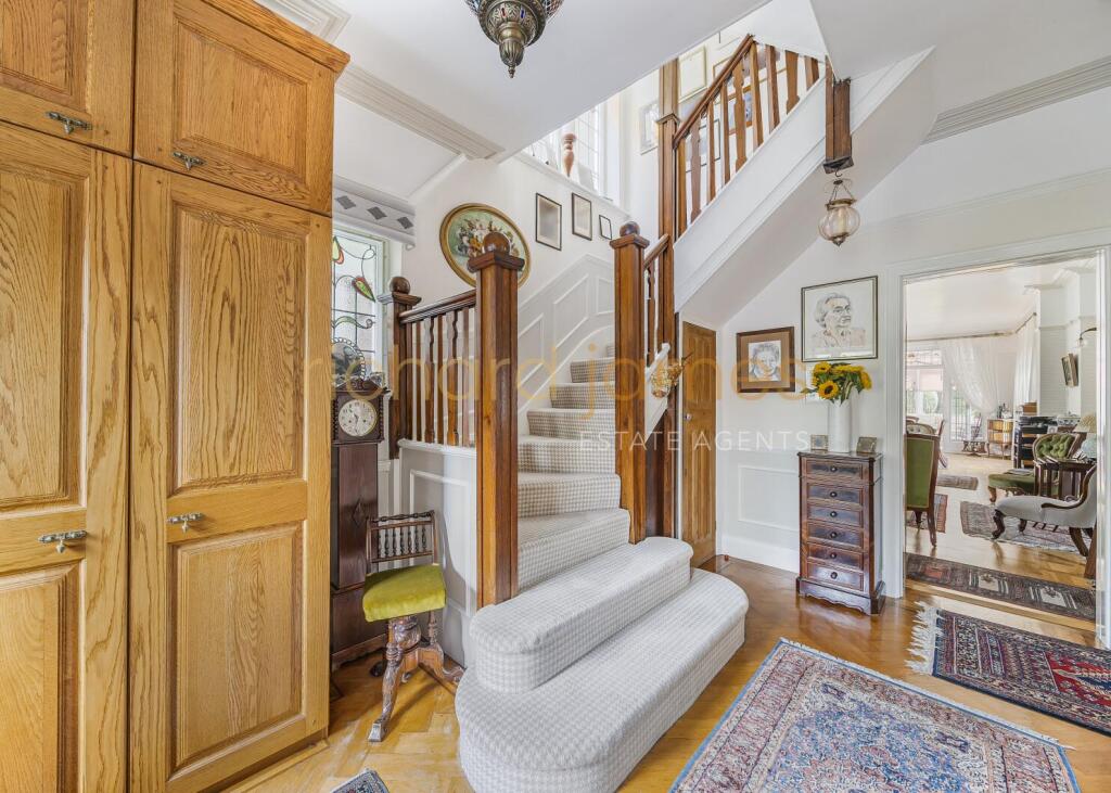 House in London - More