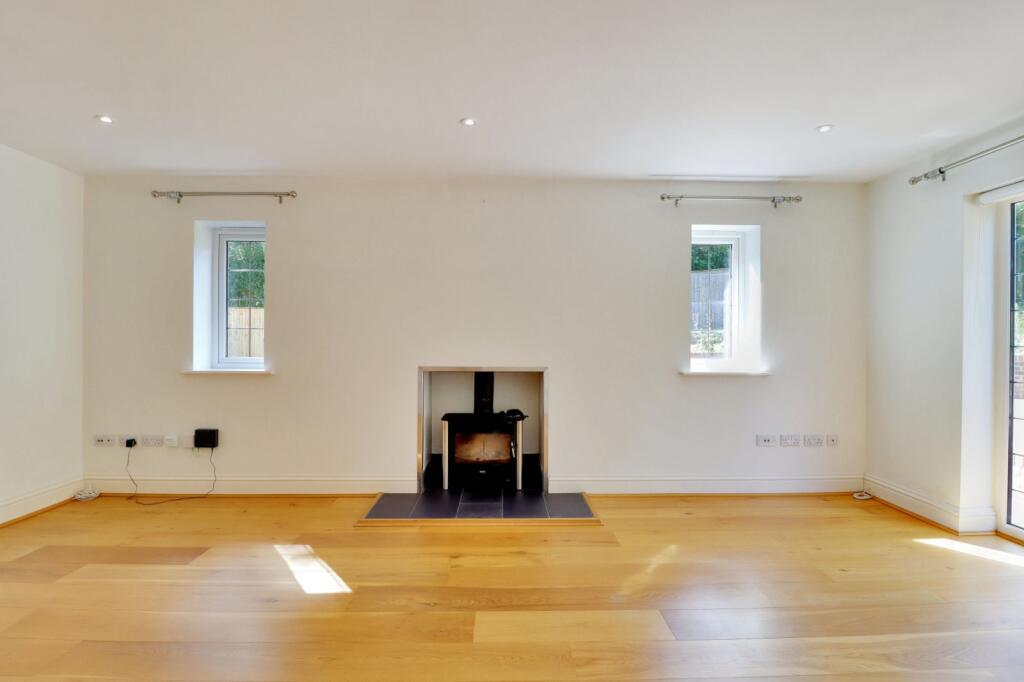 House in Wealden, Heathfield and Waldron - More