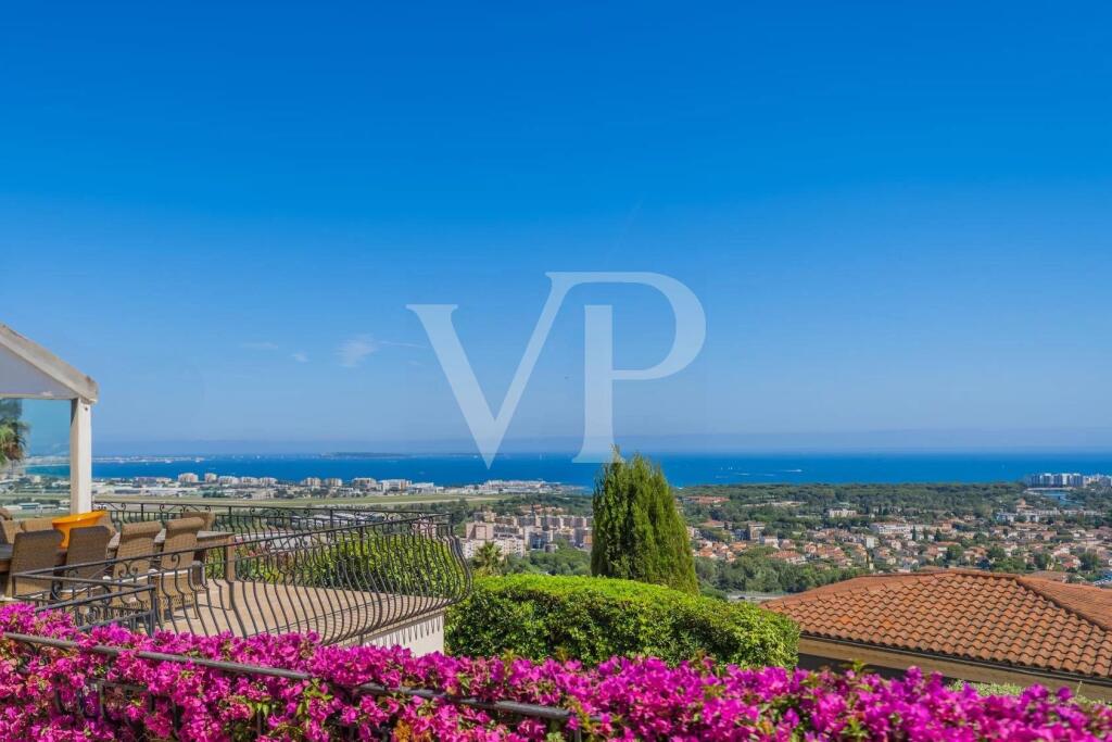 Main image of property: Provence-Alps-Cote d`Azur, Alpes-Maritimes, Mandelieu-la-Napoule
