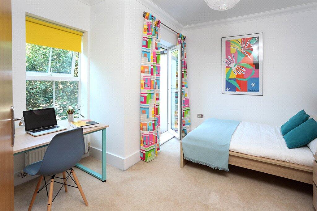 6 bedroom terraced house for rent