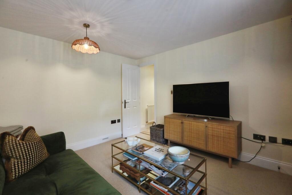 House in West Oxfordshire, Chipping Norton - View 4