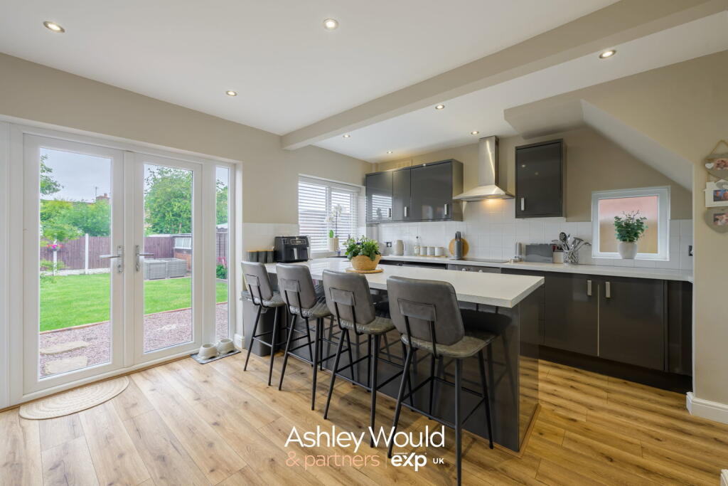 Limes View, Dudley, DY3 3UJ - View 2