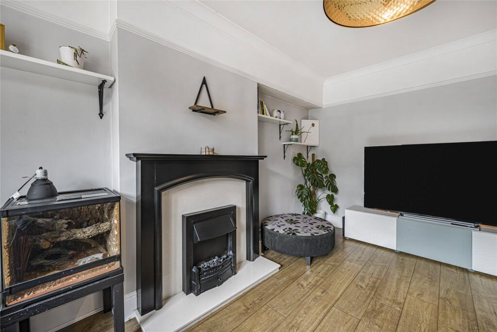 House in Dartford - View 4