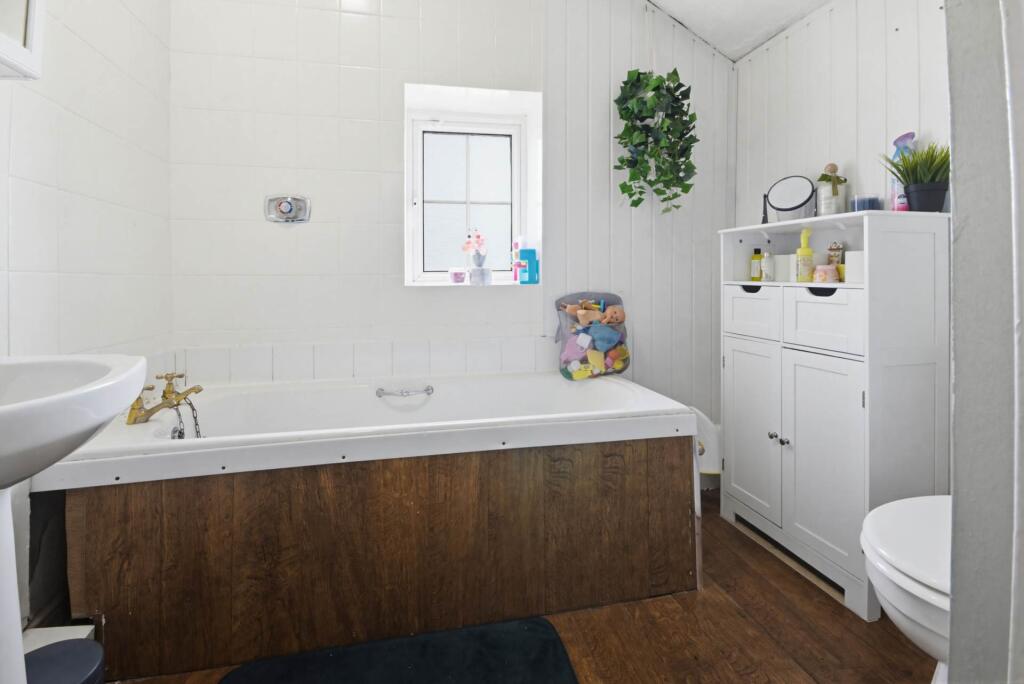 Additional image 16 of 2 Pleasant Place, Allerton, Bradford, West Yorkshire, BD15 7EA