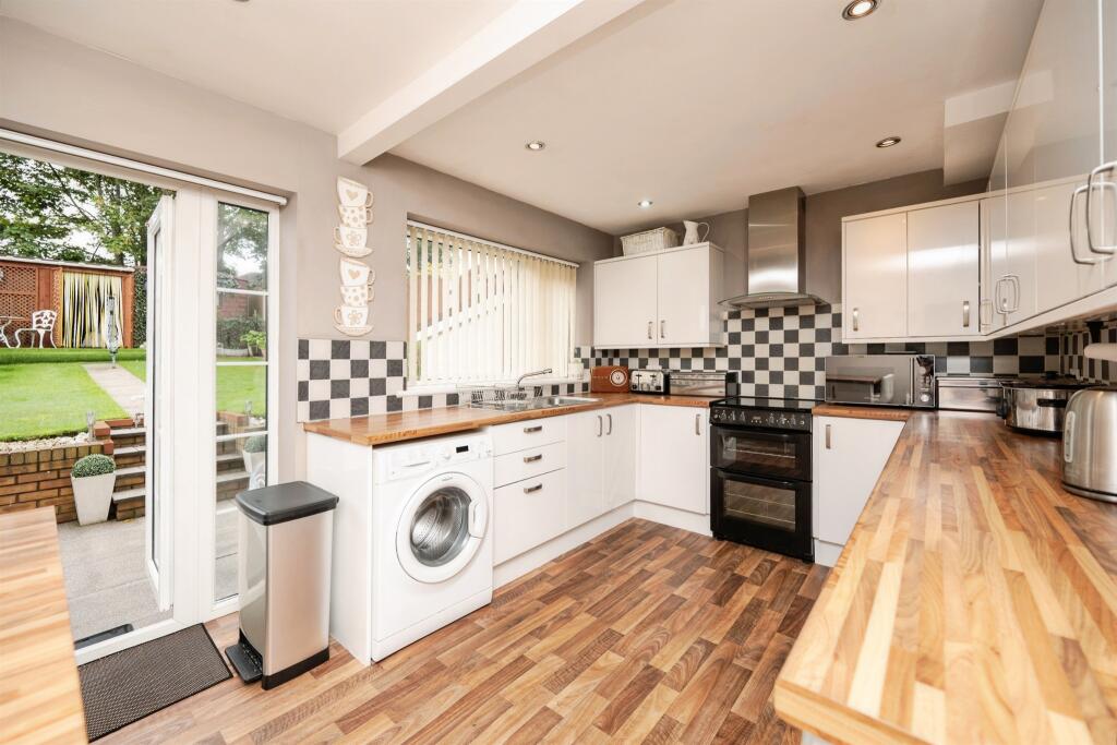 Wideacre Drive, Birmingham photo 5