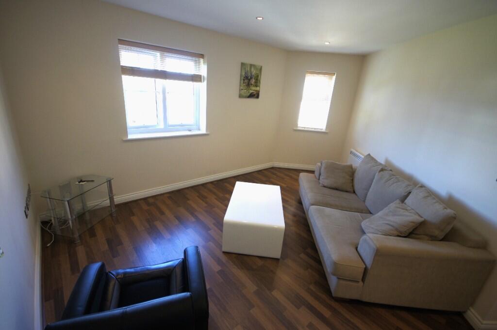 51, Carrfield photo 3