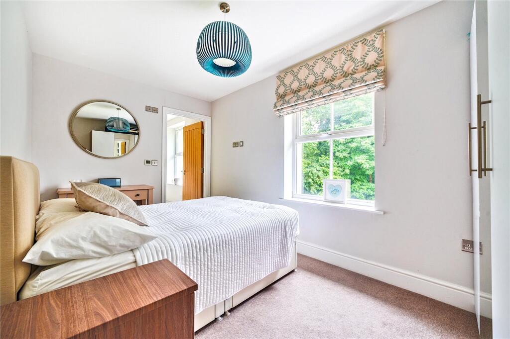 Romsey Road, Awbridge, Romsey, Hampshire, SO51 photo 4