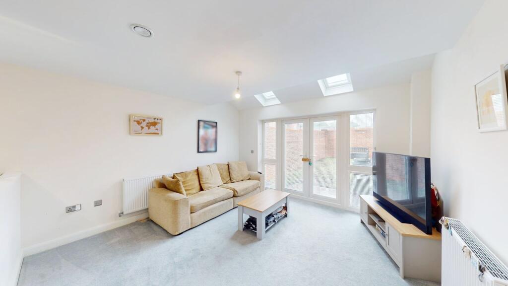 Watergate Close, Westhoughton, BL5 photo 3