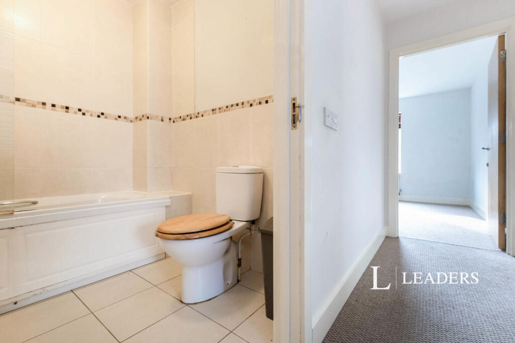 Apartment in Bournemouth - More