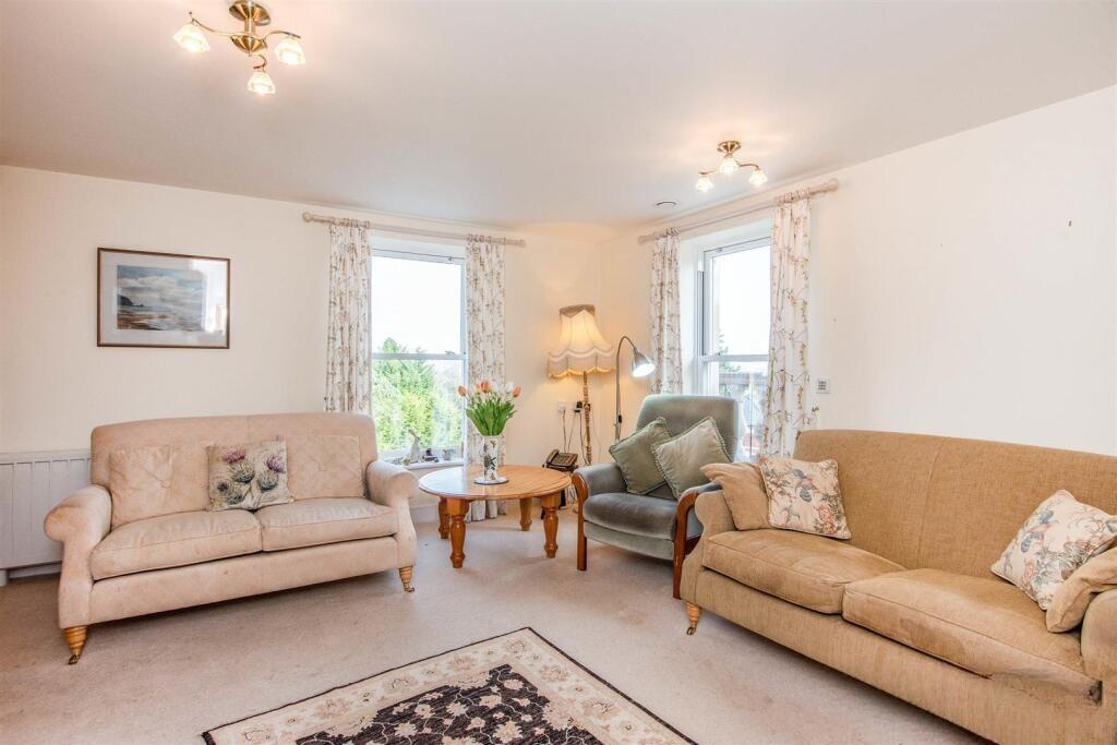 Apartment in Worcester - View 4