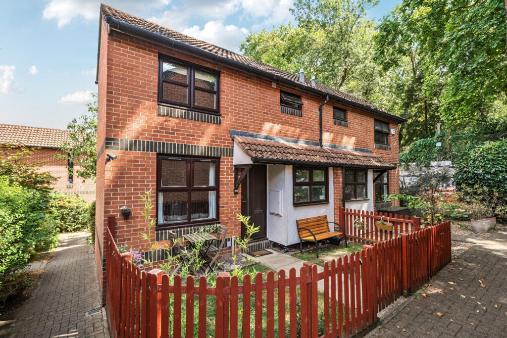 Main image of property: Grovelands Close, Camberwell, London, SE5