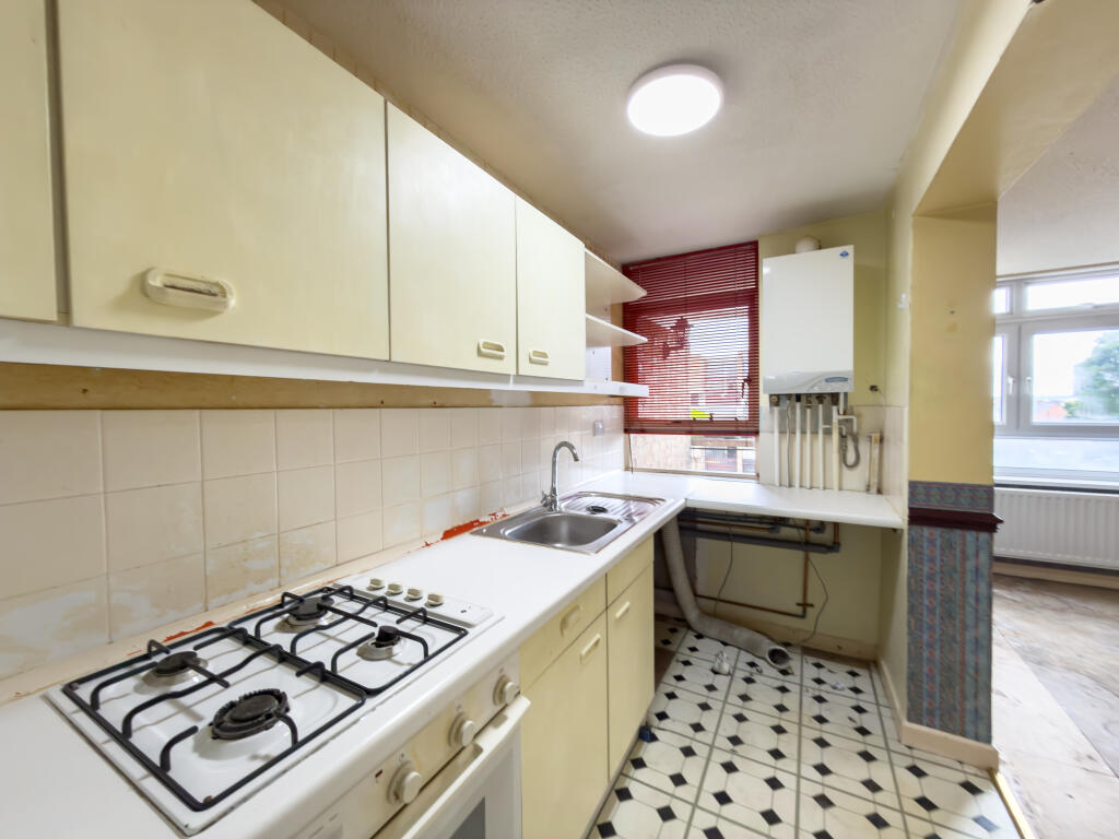 Apartment in Sunderland, Washington - View 2