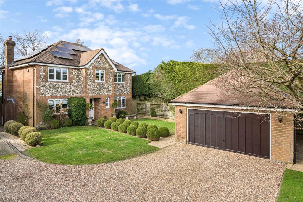 Main image of property: Oakview, Hyde Heath, Amersham, Buckinghamshire, HP6