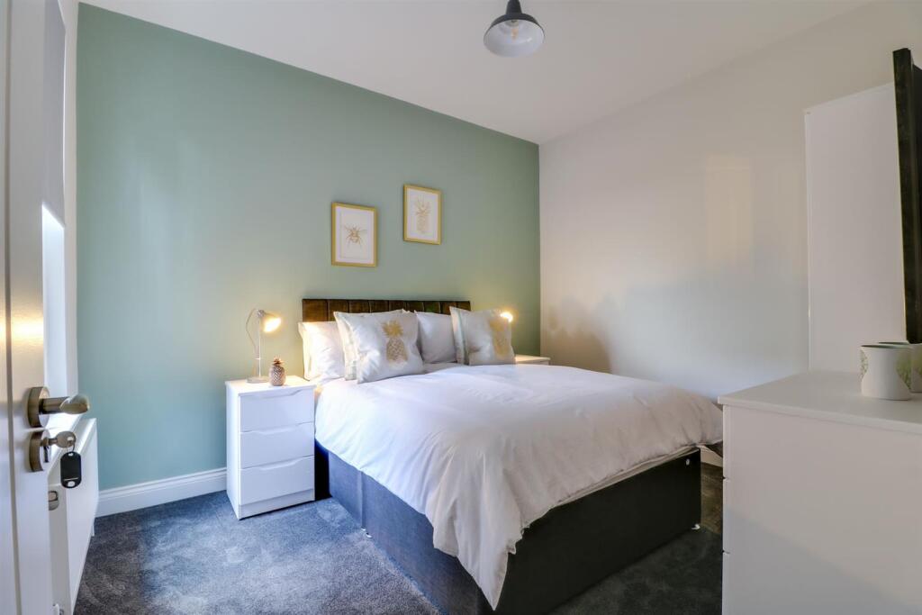 Main image of property: Hamlet Court Road, Westcliff-On-Sea