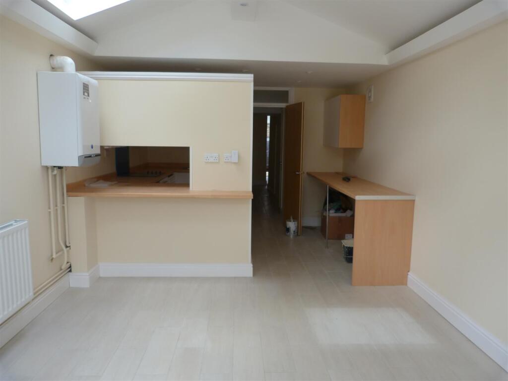 House in Cardiff - View 2
