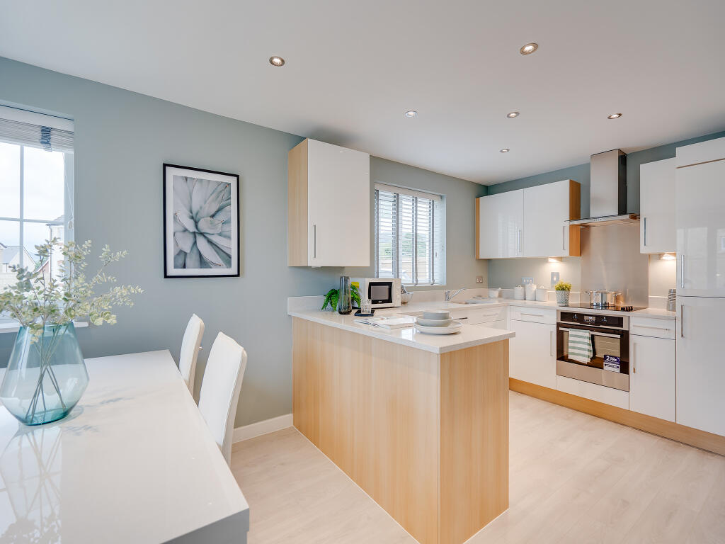 3-bed detached on Saffron Gardens, 
Hemlington Village Road, Hemlington, 
North Yorkshire,
TS8 9FX, £254,950