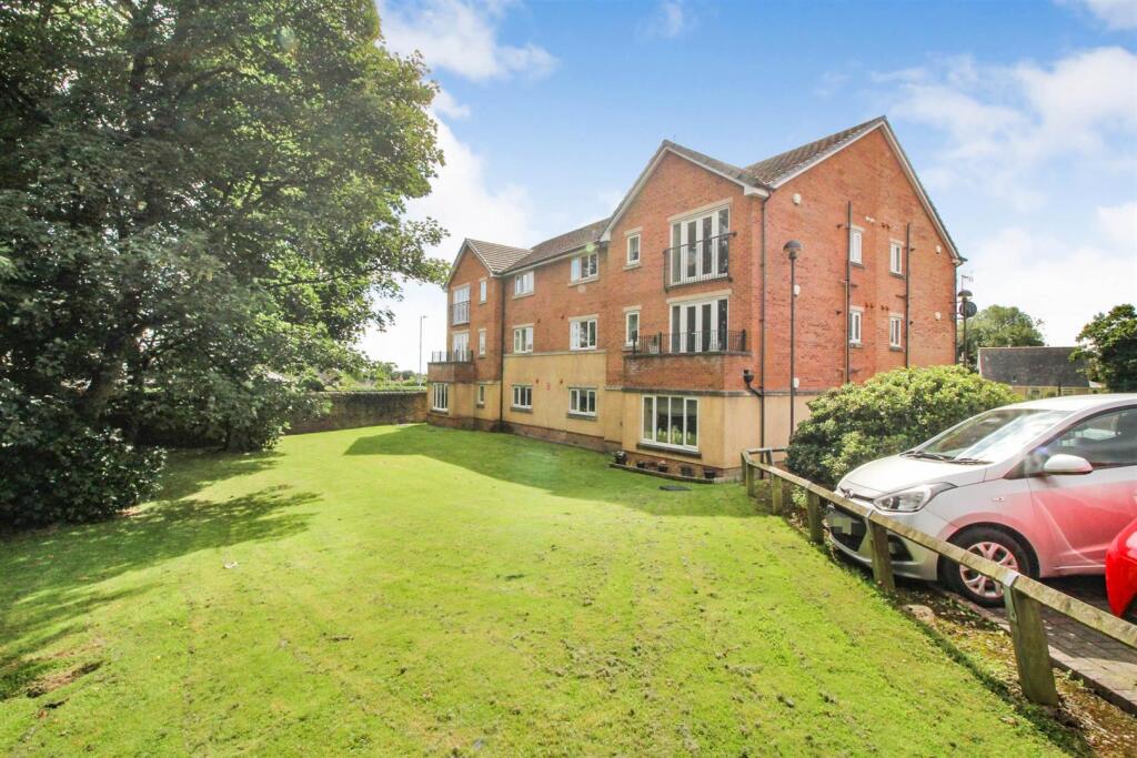 Main image of property: Berkeley Close, Eccleshill, BD2 3DR