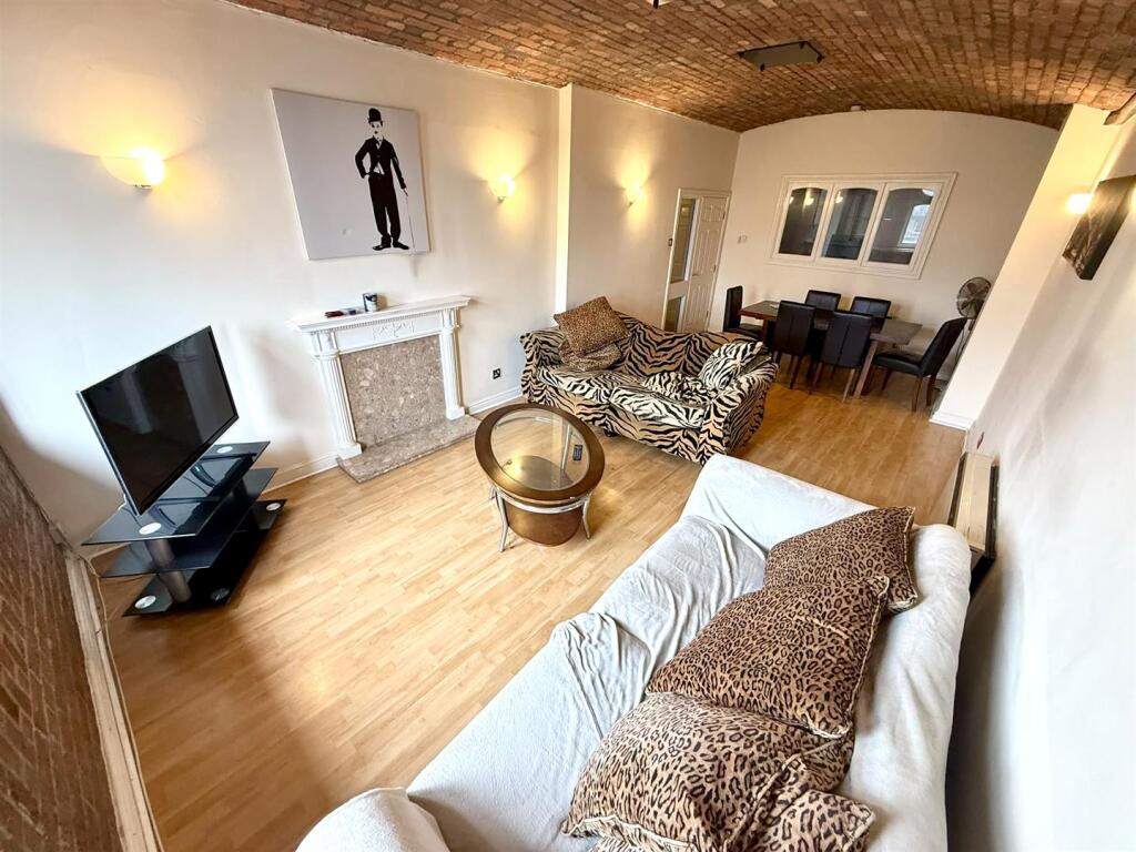 Main image of property: Waterloo Road, Liverpool