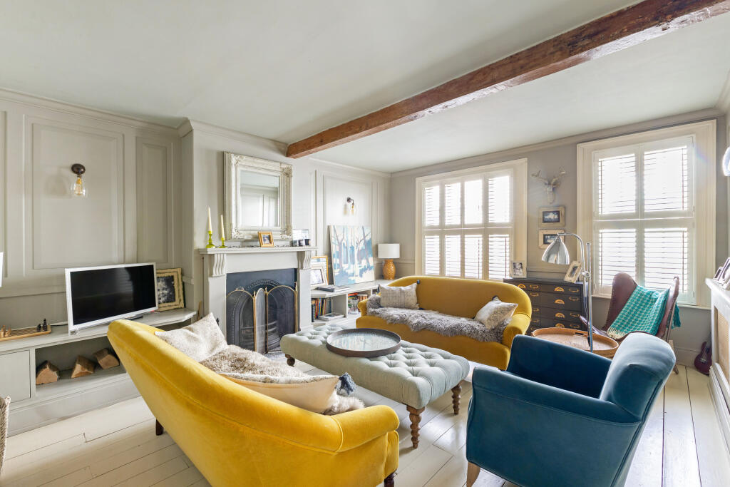 House in Twickenham - View 2
