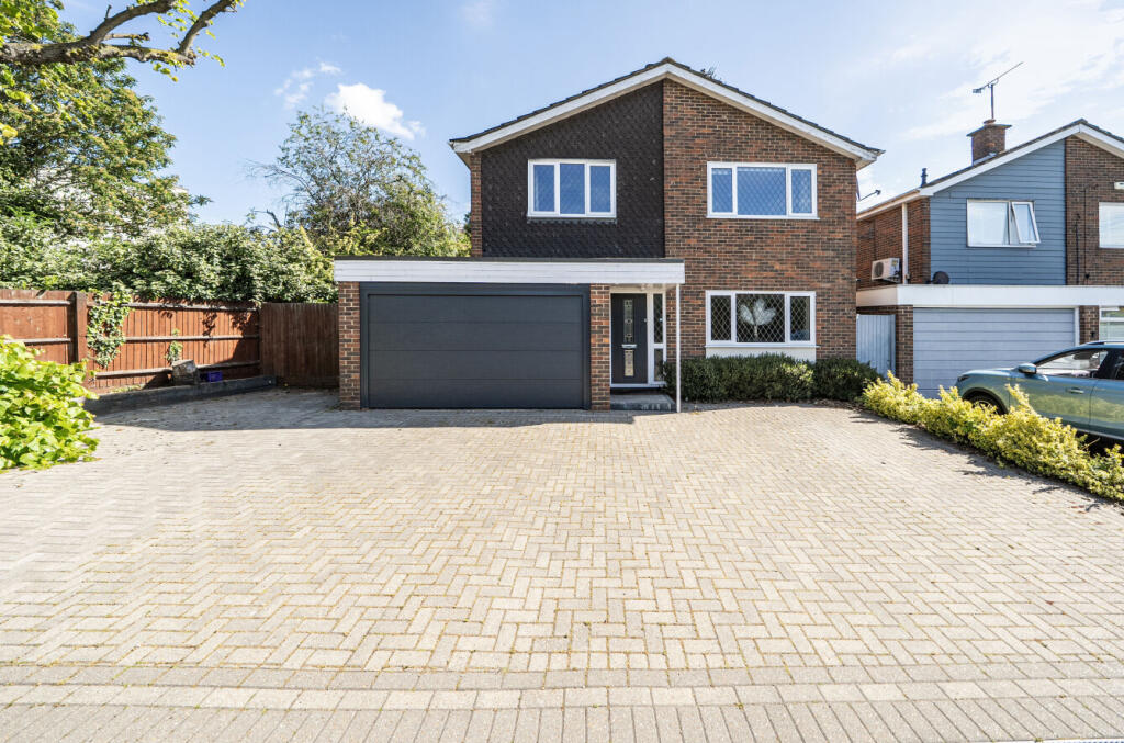 Main image of property: Avenue Road, Witham, Essex