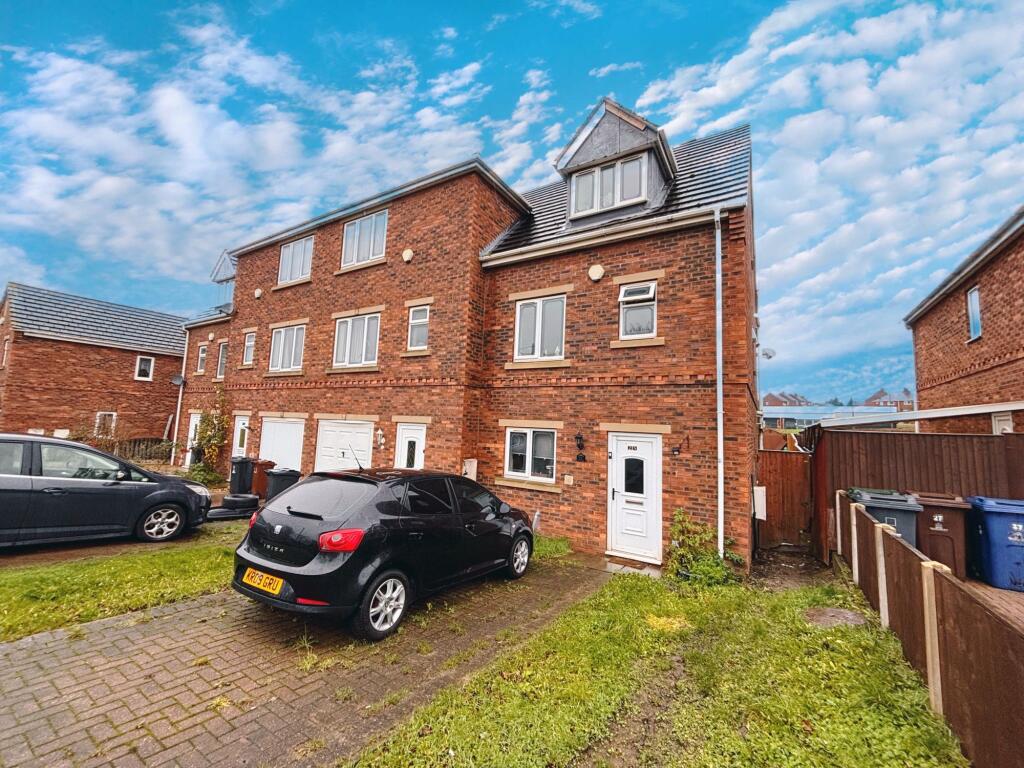 Main image of property: 25 Thornwood Close, Thurnscoe, Rotherham, South Yorkshire S63 0LJ