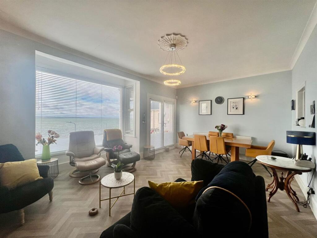 Clifton Drive, Westcliff-On-Sea photo 3