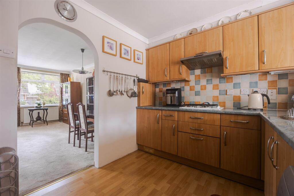 House in Scunthorpe, Yaddlethorpe, Bottesford - View 3