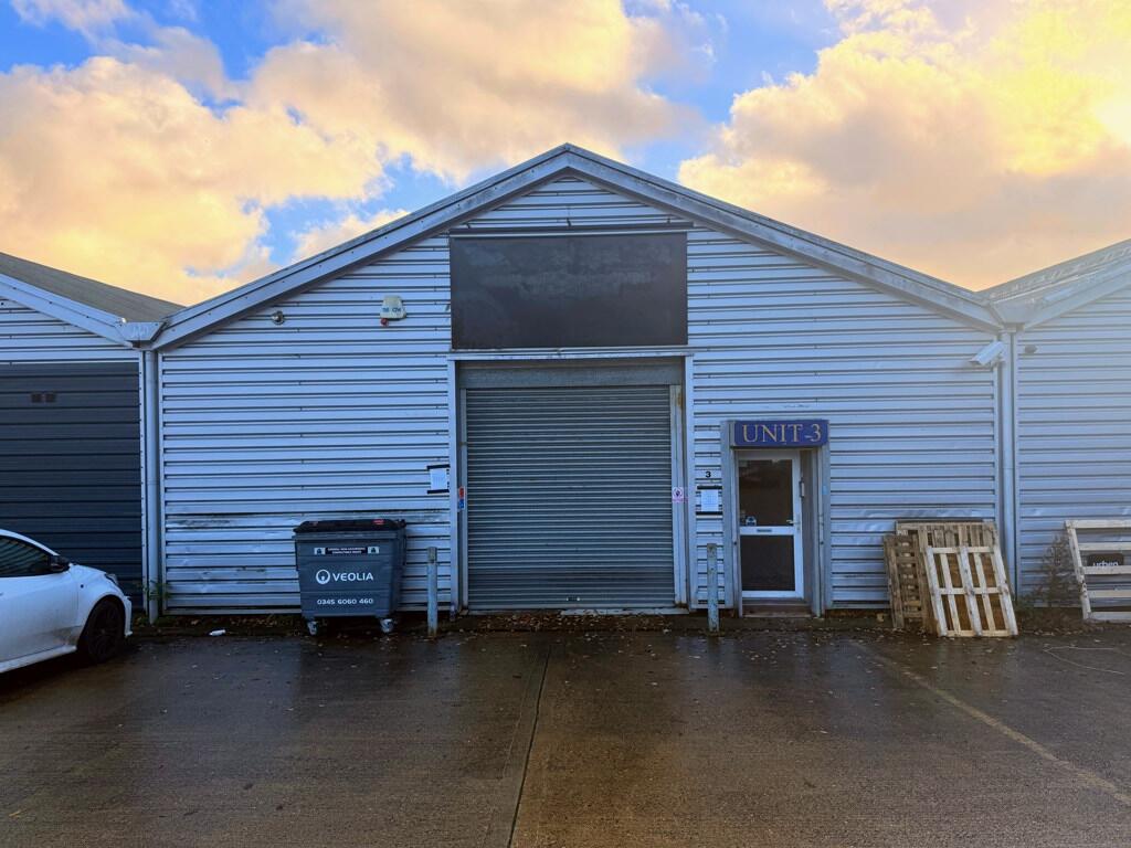 Main image of property: Unit 3, Beech Industrial Centre, Porters Wood, St. Albans, Hertfordshire, AL3 6PQ