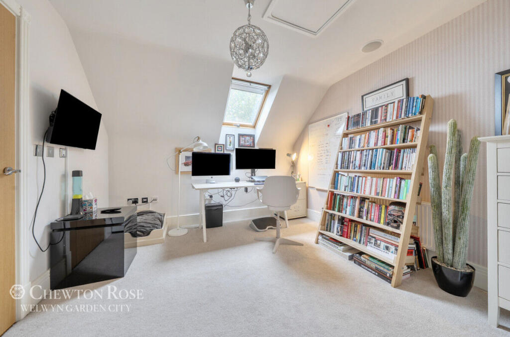 Additional image 21 of Sevenacres, Welwyn