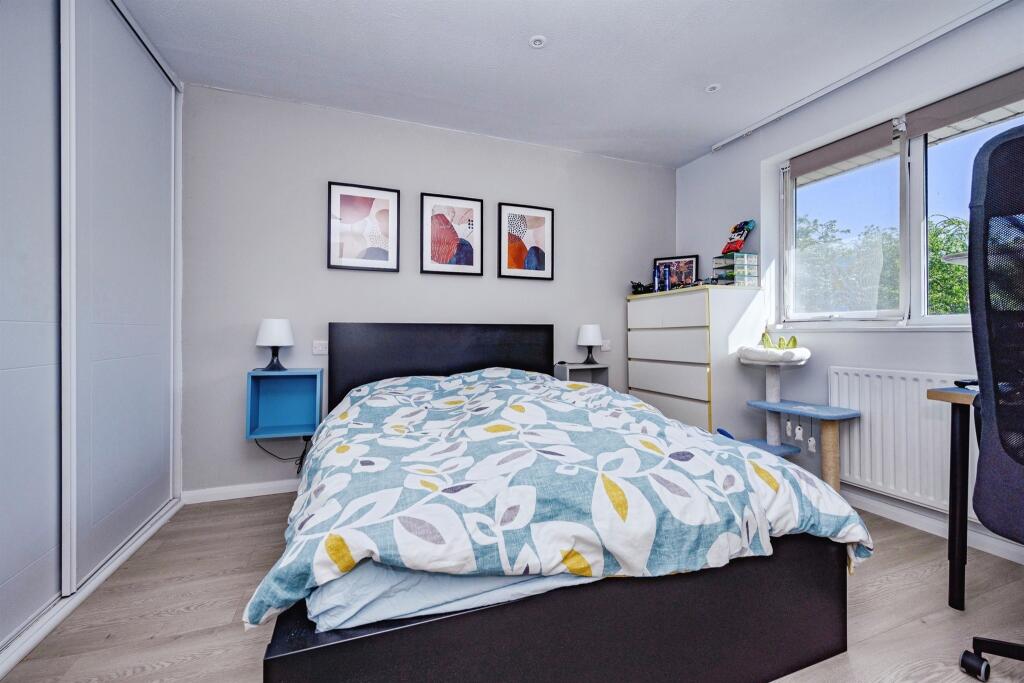 House in St Albans - View 5