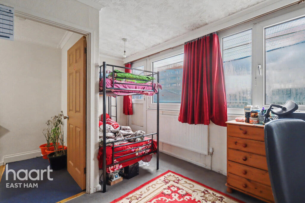 Main image of property: Snowshill Road, London