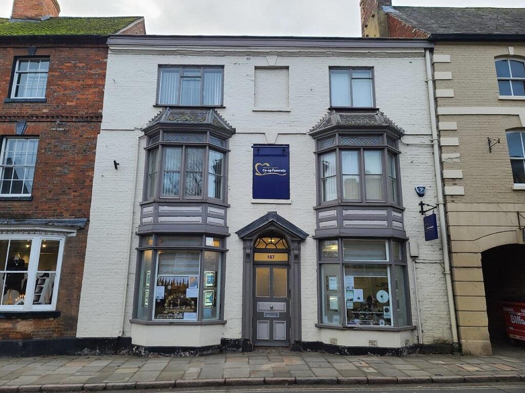 Main image of property: 167, Watling Street West, Towcester, Northamptonshire, NN12 6BX