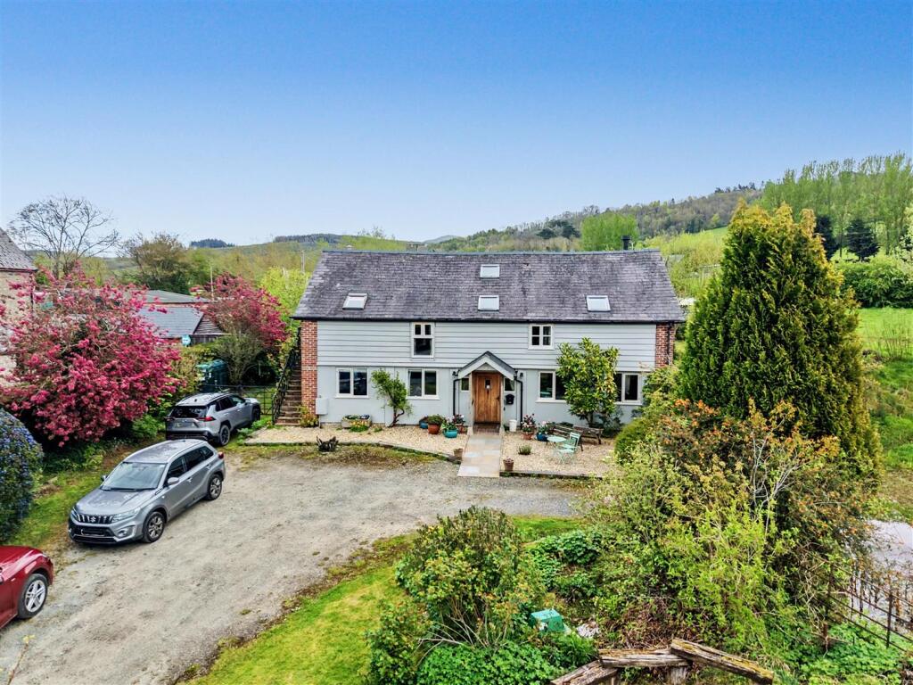 Main image of property: Tyle Glas, Velindre, Brecon