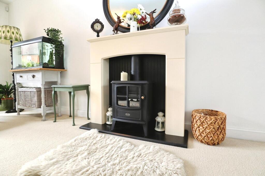 House in Brackley, Radstone Fields - View 5