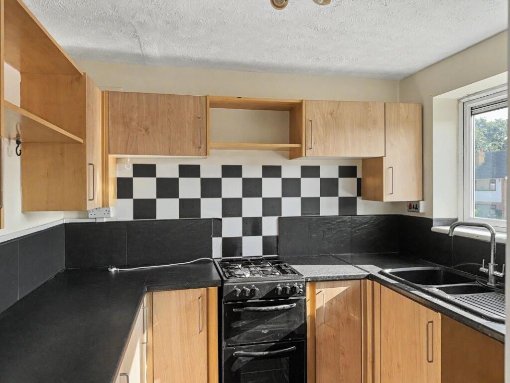 Apartment in Wolverhampton - View 3