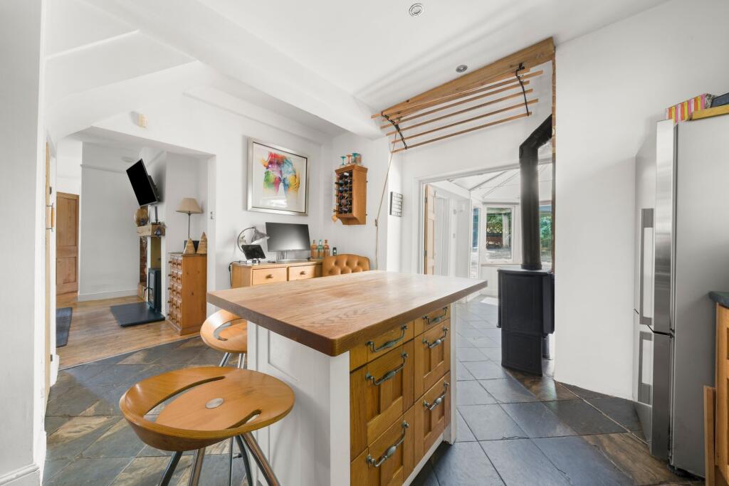House in Kingston upon Thames - View 5