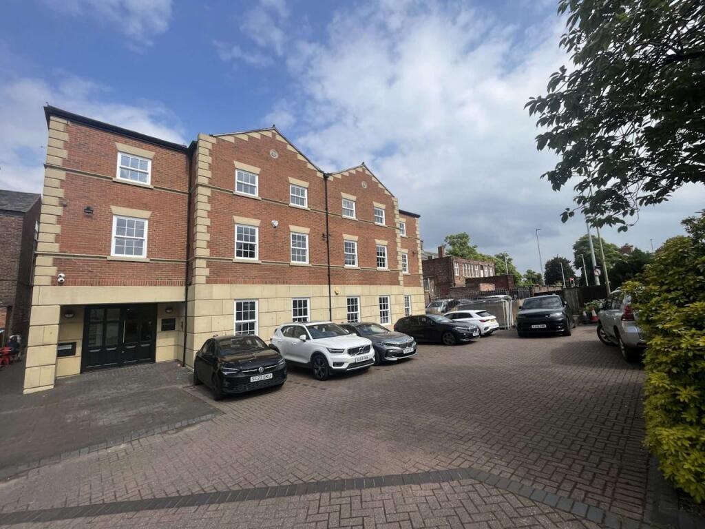 Main image of property: King Edward Court, Edward Road, Knutsford, WA16 0BE