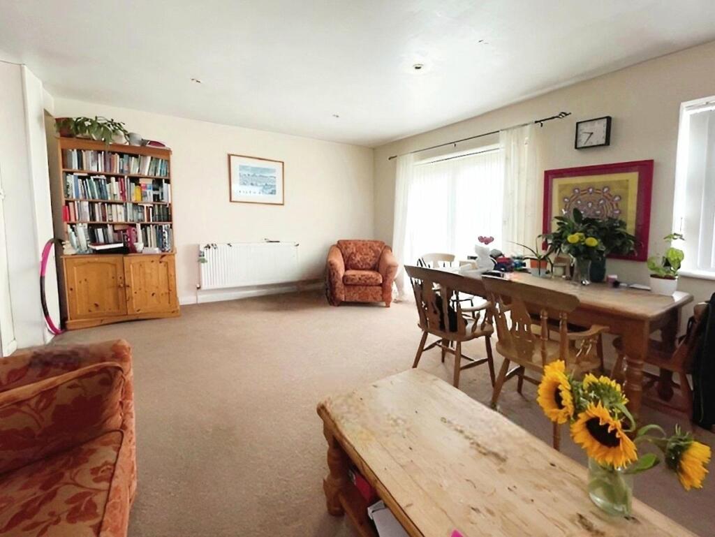 Park Drive, Hastings, East Sussex, TN34 photo 3