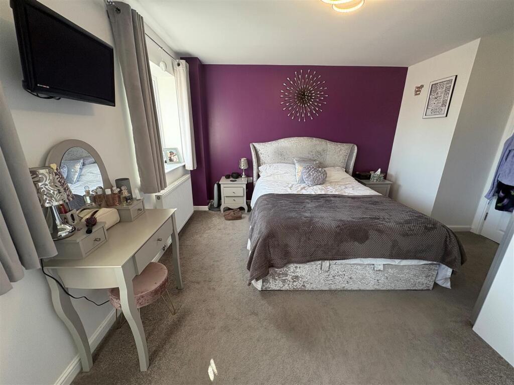 Additional image 16 of Cross Lane, Queensbury, Bradford