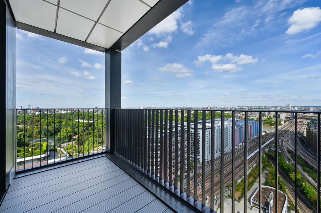 Apartment in London - View 5