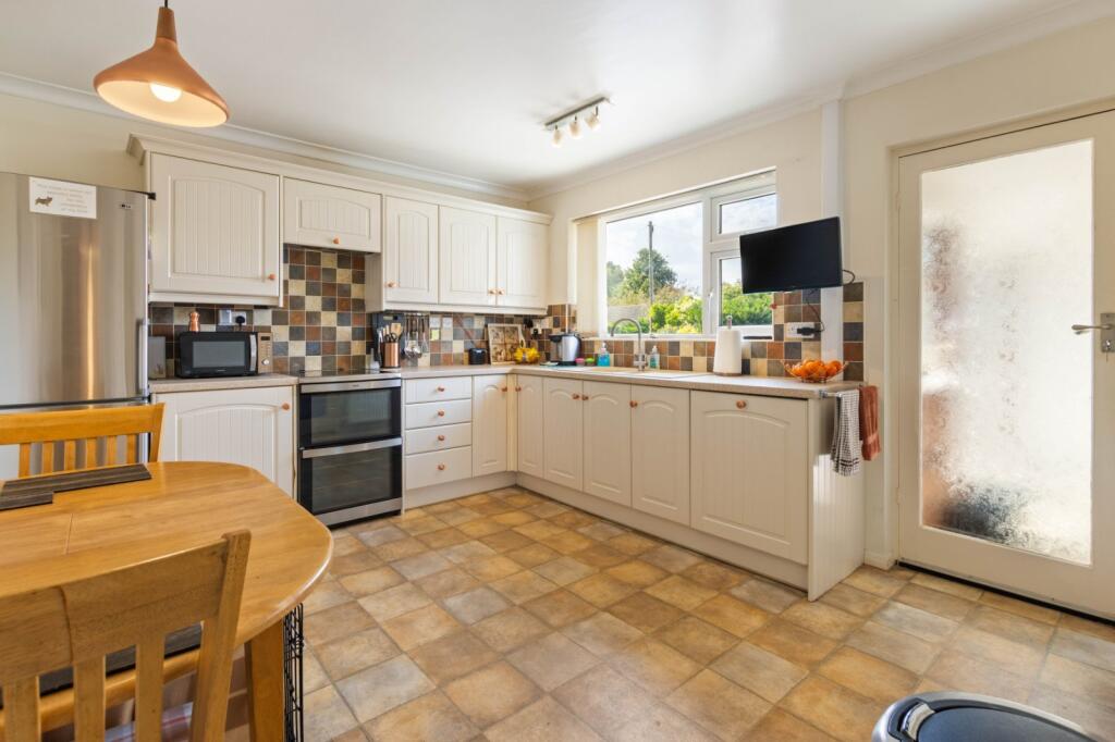 House in Market Rasen, Swallow - View 3