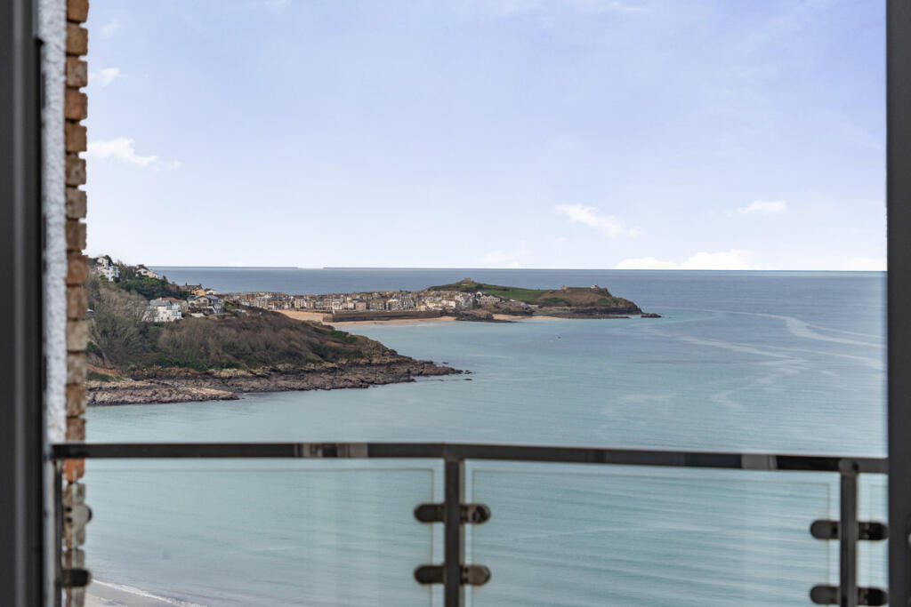 3-bed flat on Gwel Marten, St. Ives, TR26, £675,000