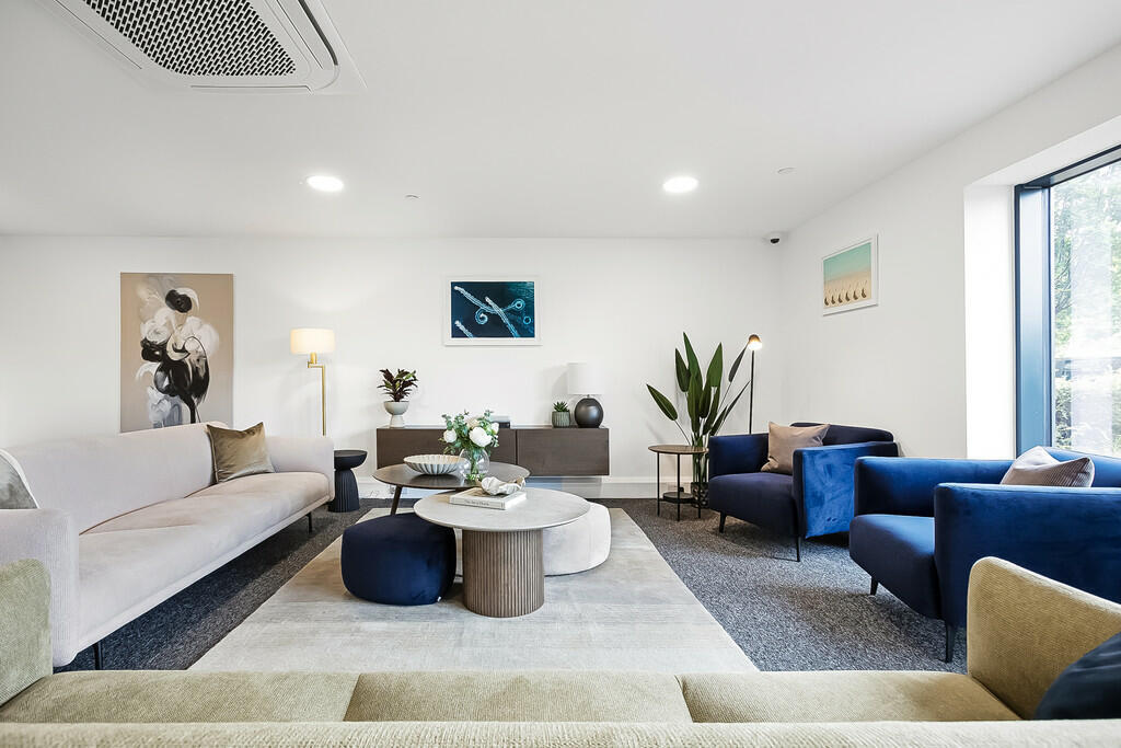 Main image of property: Hunslet House, Station Quarter